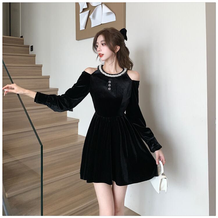 【dress】オフショルダーワンピース　M18564