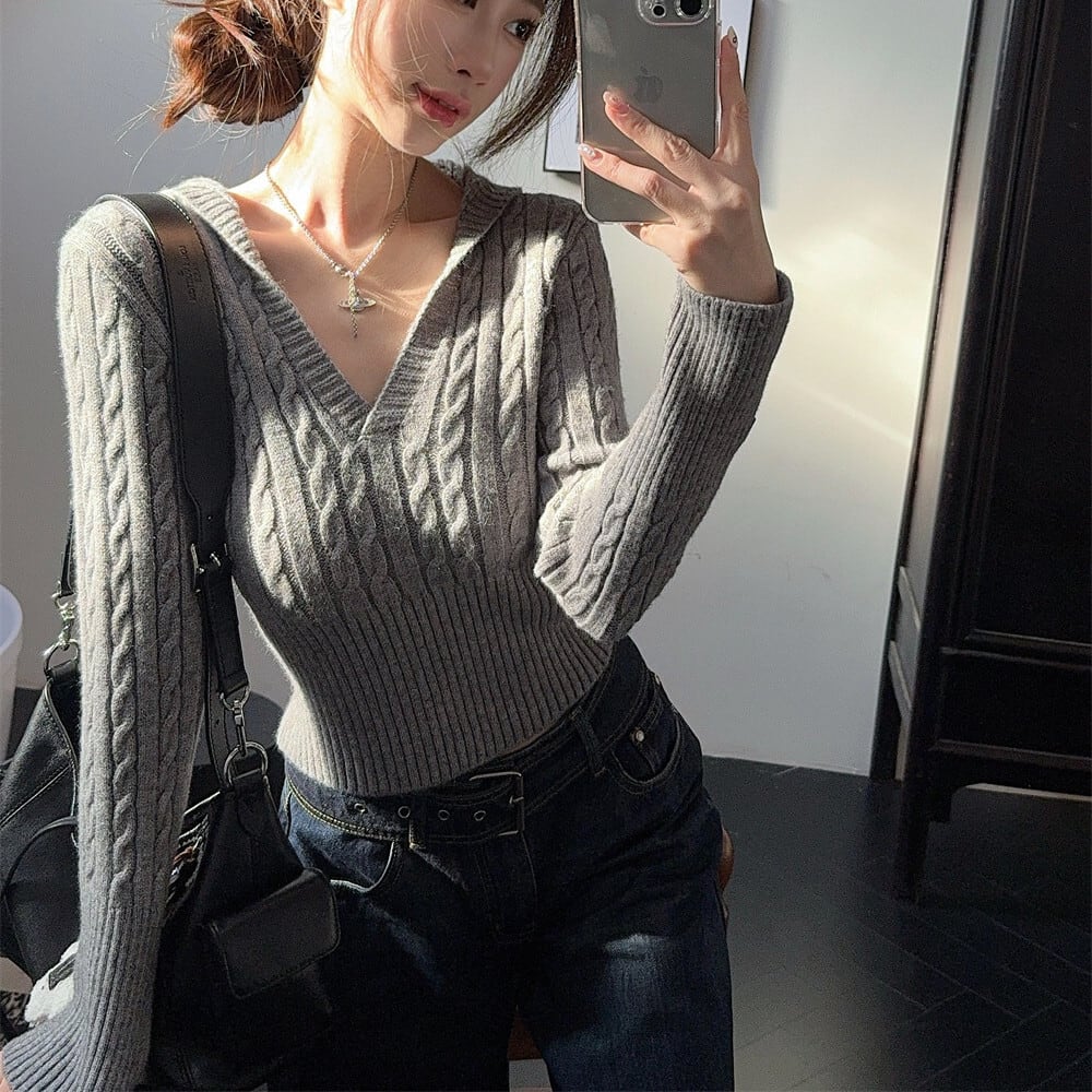 【tops】Vネックフード付きニットセーター　M28798
