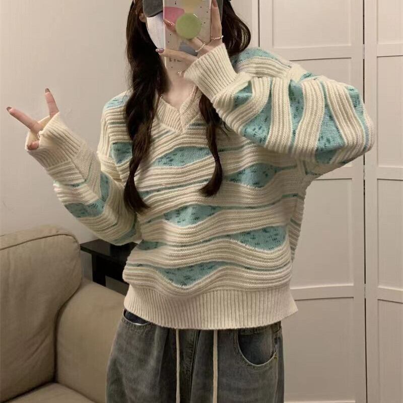 【tops】Vネックニットセーター　M18951