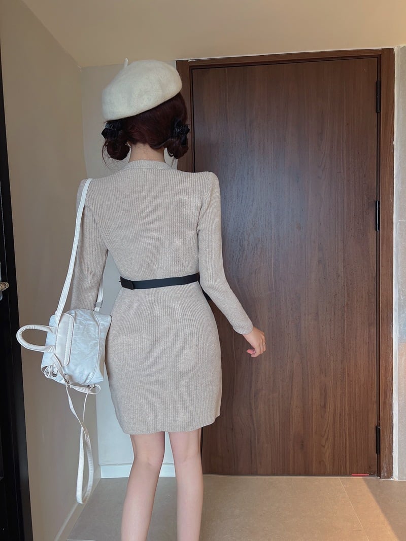 【dress】ボタンデザインニットワンピース　M27419