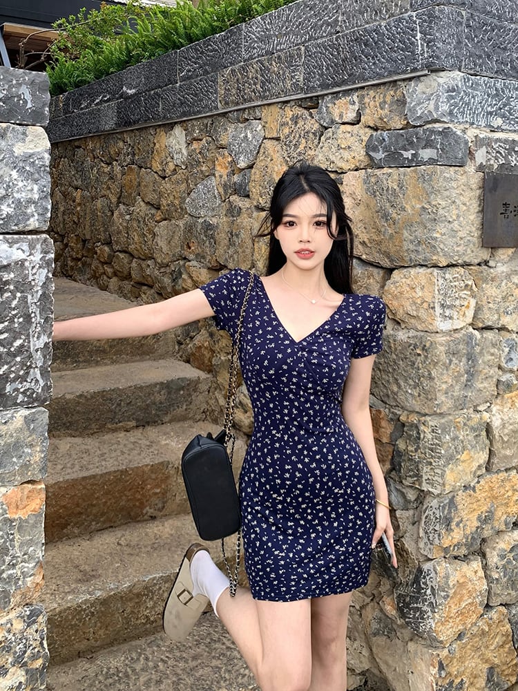 【dress】Vネック花柄タイトワンピースG21571