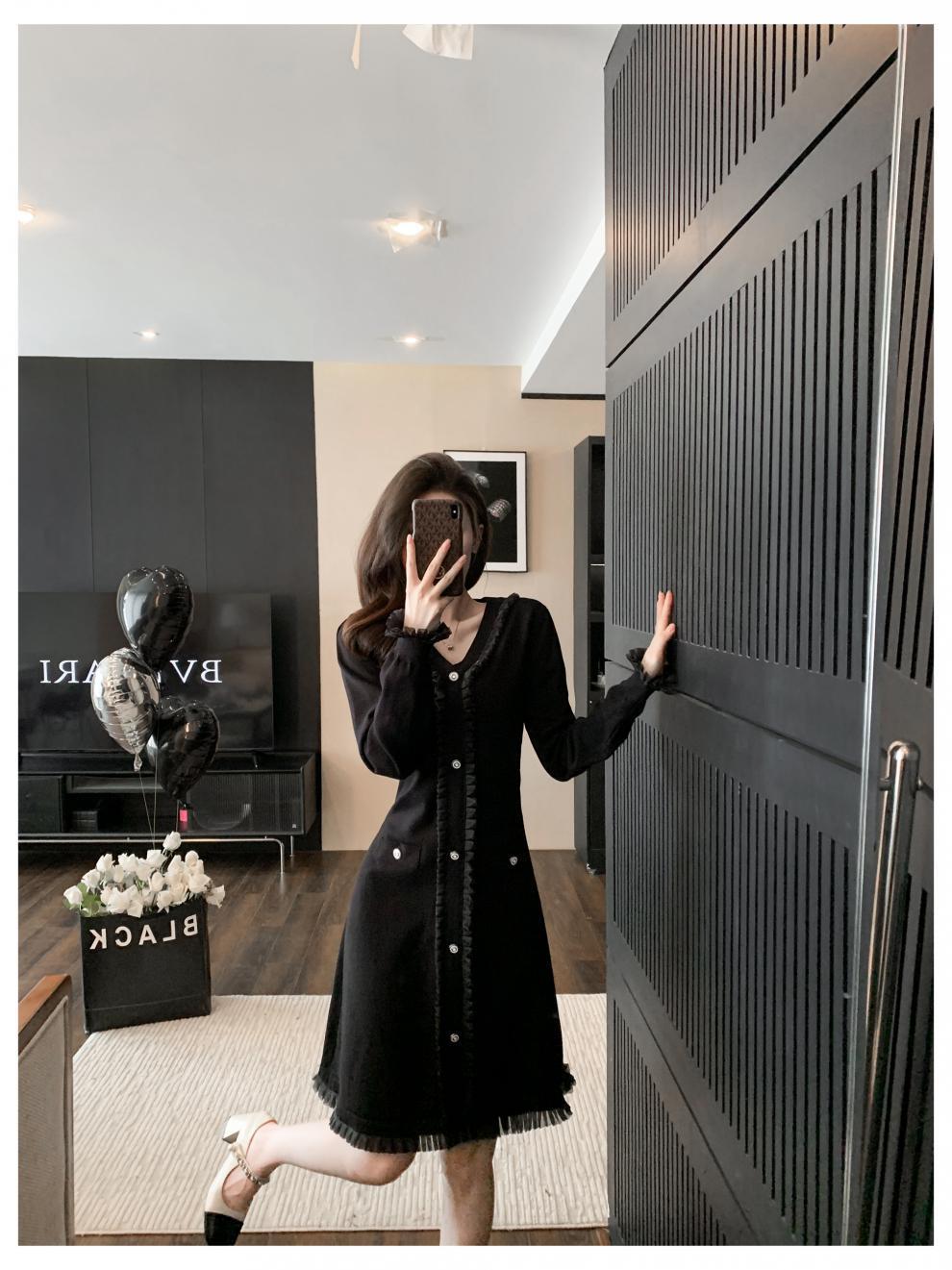 【dress】Vネックニットワンピース　M25490