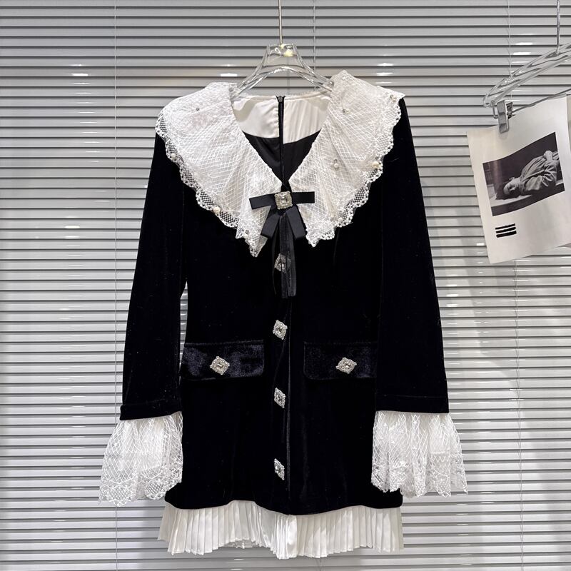 【dress】レースドッキングベルベットワンピース Q7339