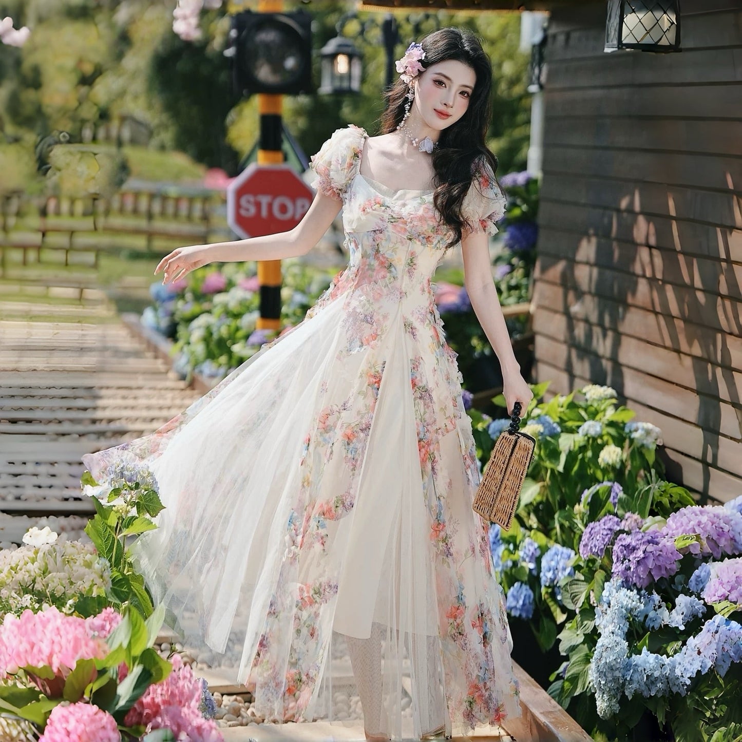 【dress】立体フラワーチュールドッキングロングワンピース　K0556
