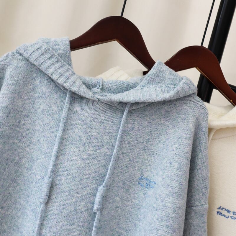 【tops】フード付きニットセーター　M27579