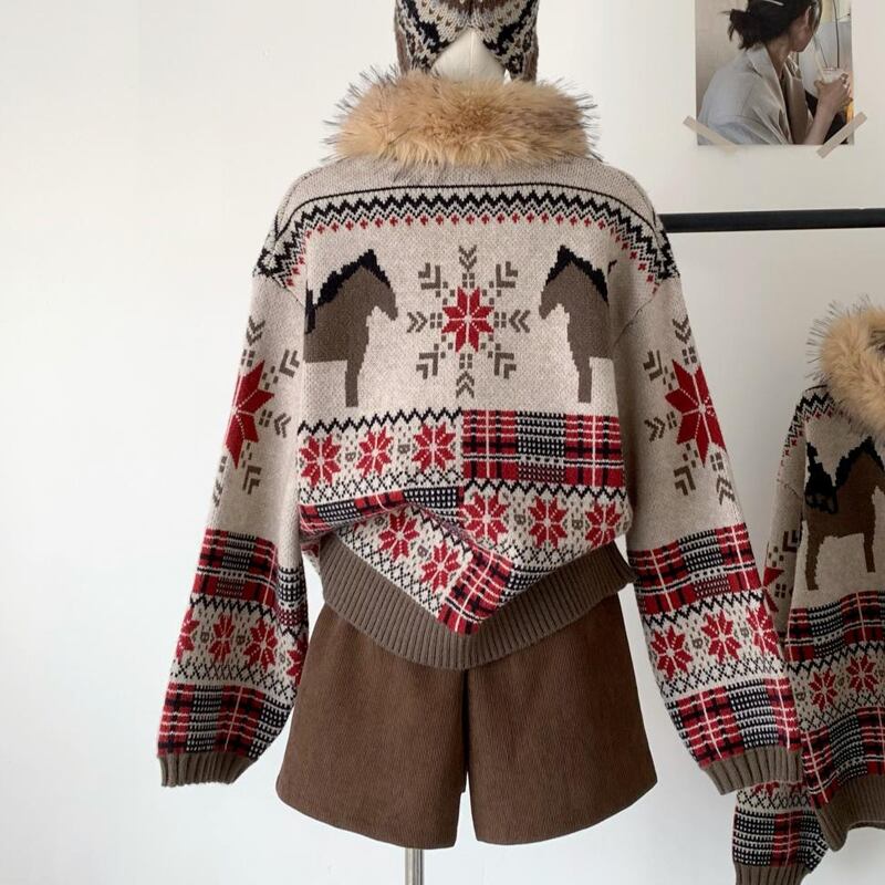 【outer】ファー付きニットカーディガン Q7611