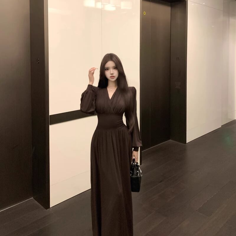 【dress】クロスネックロングワンピース Q7014