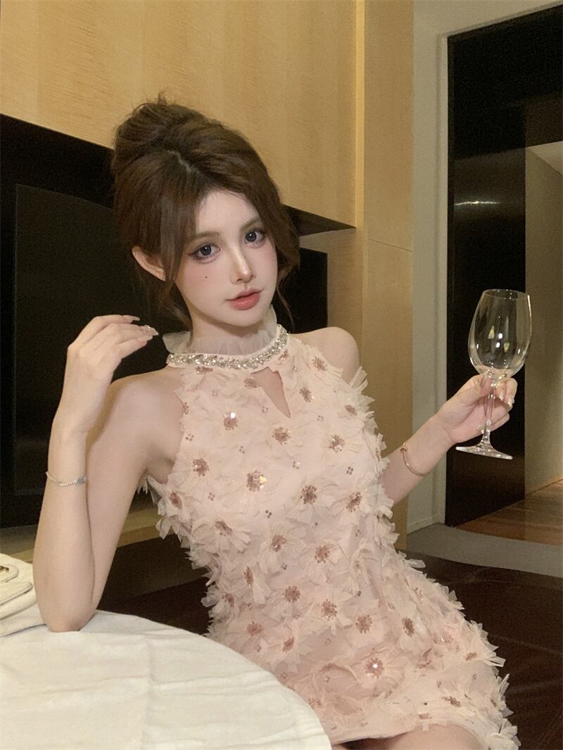 【dress】フラワーモチーフホルターネックワンピース　M24639