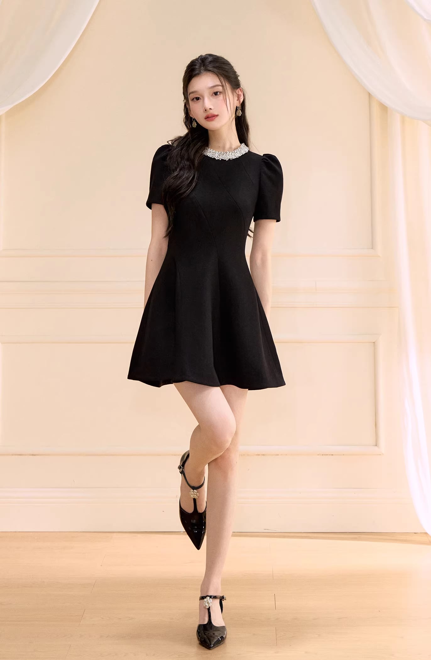 【dress】パール付きAラインフレアワンピース Q8463