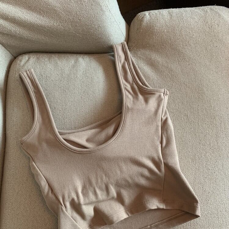 【tops】カップ付きキャミソール　M29525