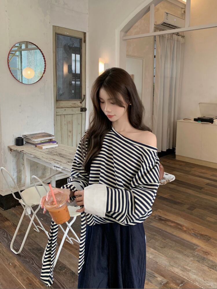 【tops】切り替え長袖Tシャツ　M29576