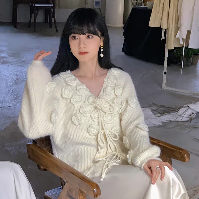 【tops】立体感フラワーニットトップス Q7782