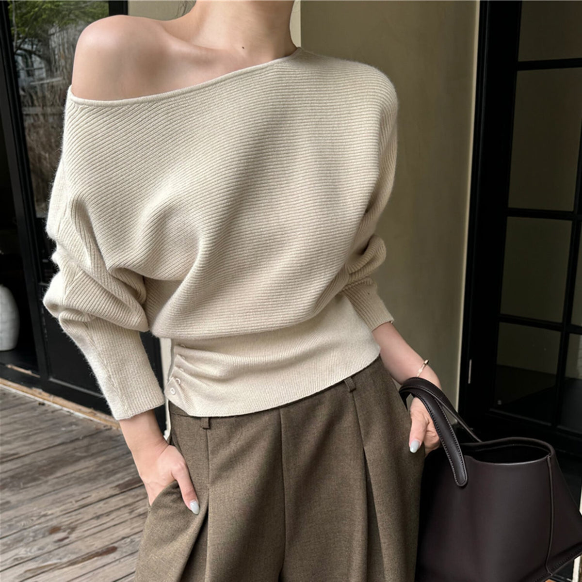 【tops】オフショルダーニットトップス　N2885
