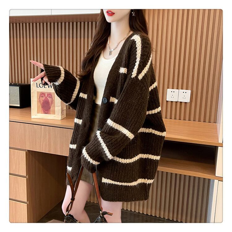 【outer】ボーダー柄ニットカーデ　M18595