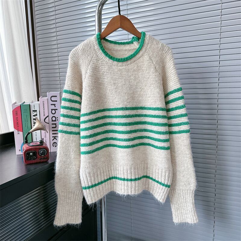 【tops】ボーダー柄ニットセーター　M27300
