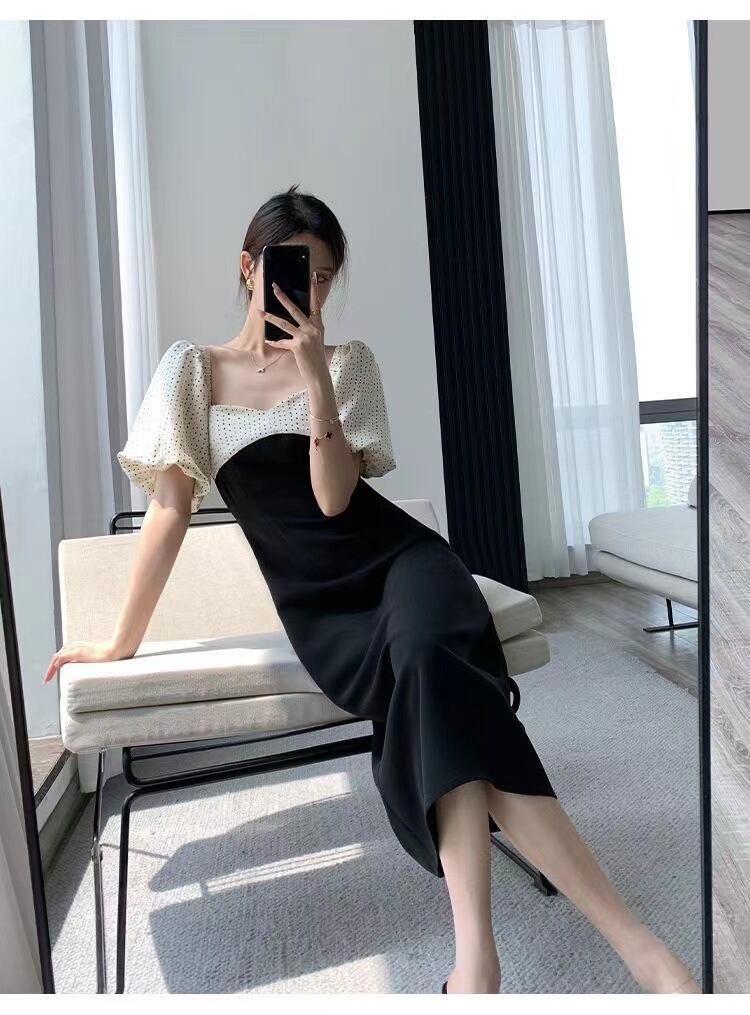 【dress】一目惚れ！レトロスクエアネック半袖パフ袖ドット柄着やせワンピースF2722