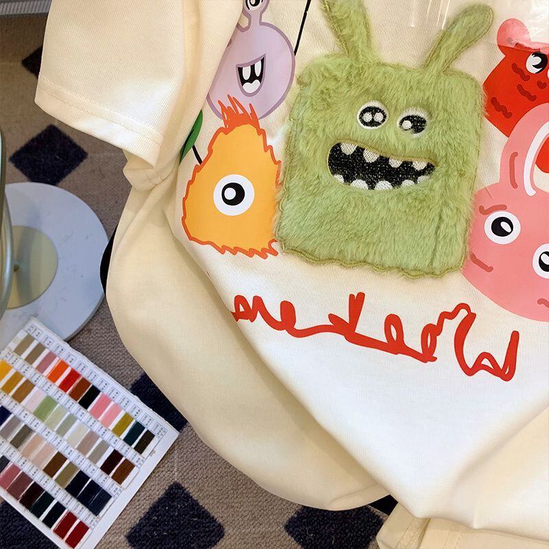 【tops】半袖キャラクターＴシャツF7354