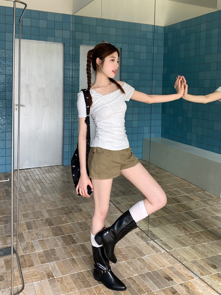 【tops】オフショルダーTシャツ　M25053