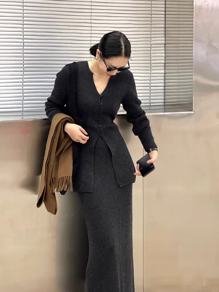 【set】Ⅴネックニットカーデ+スカートセット　M26738