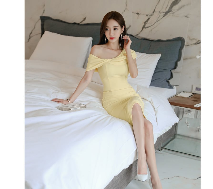 【dress】オフショルダーパーティーワンピース G21579