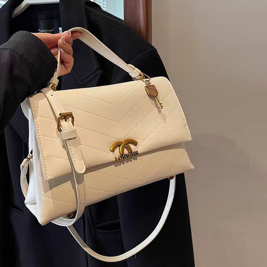 【小物】2色合わせやすいメッセンジャーバッグG23409