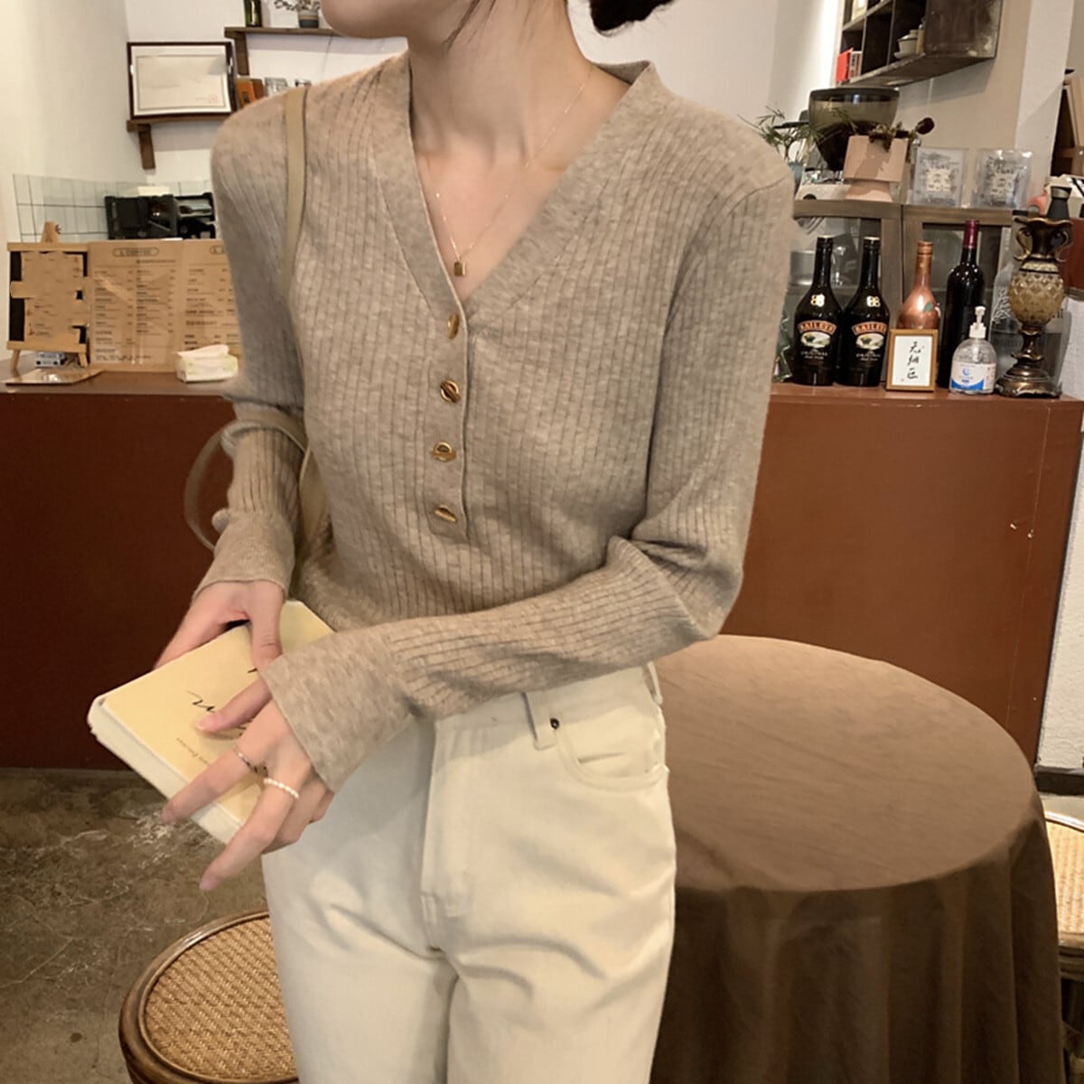 【tops】Vネックニットトップス　M27239