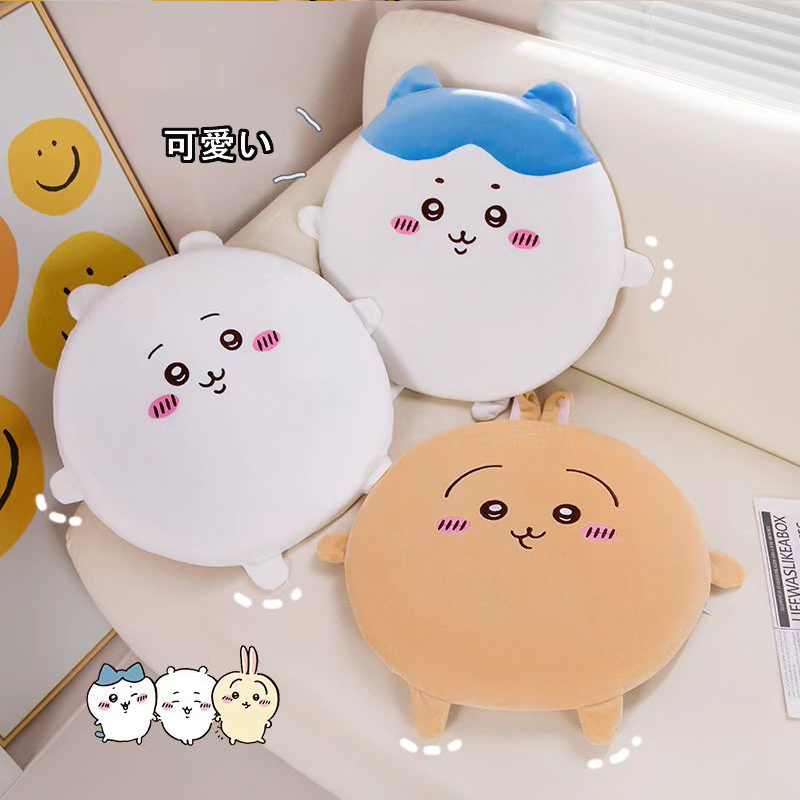【GOODS】ちいかわ 座布団 クッション Ｑ2237