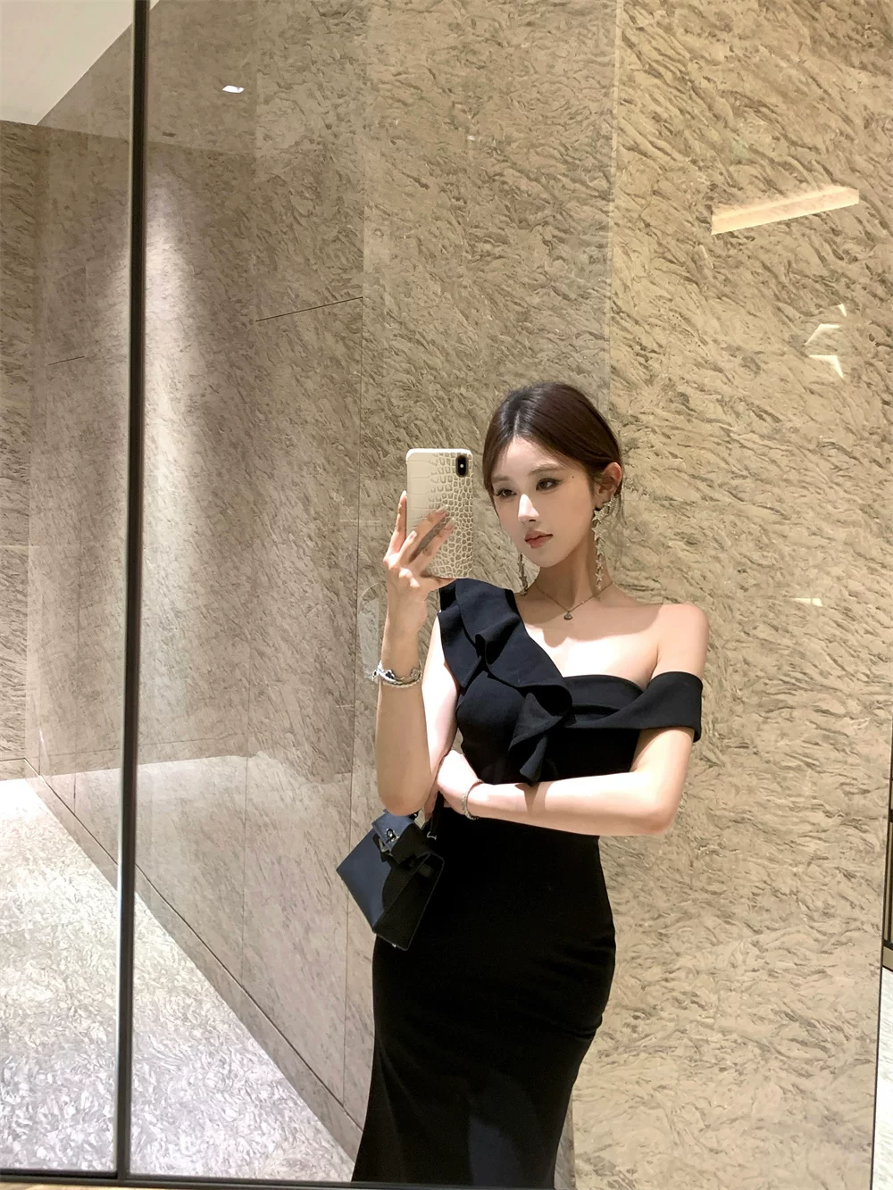 【dress】ワンショルダーフリルマーメイドワンピース　M31571