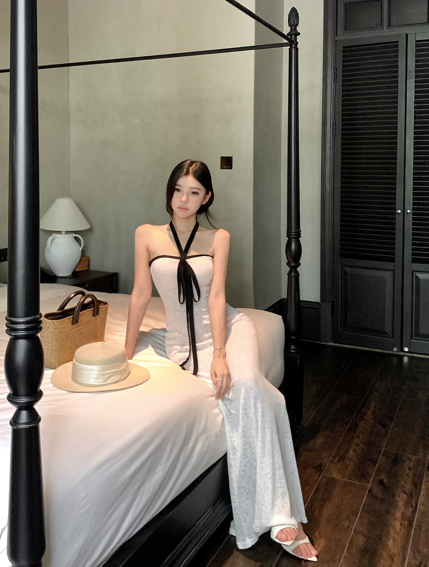【dress】ホルターネックロングワンピース Q8392