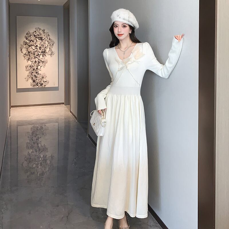 【dress】立体フラワーニットワンピース　M27827