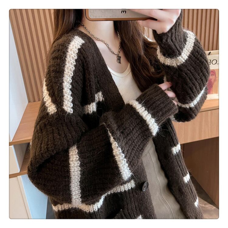 【outer】ボーダー柄ニットカーデ　M18595