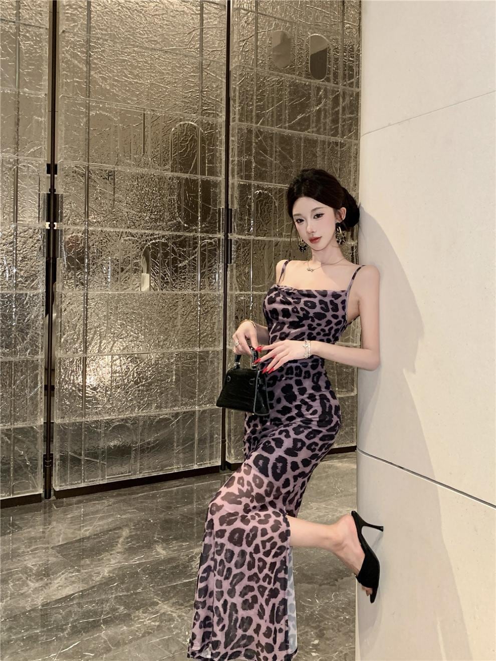 【dress】ヒョウ柄キャミワンピース Q8081
