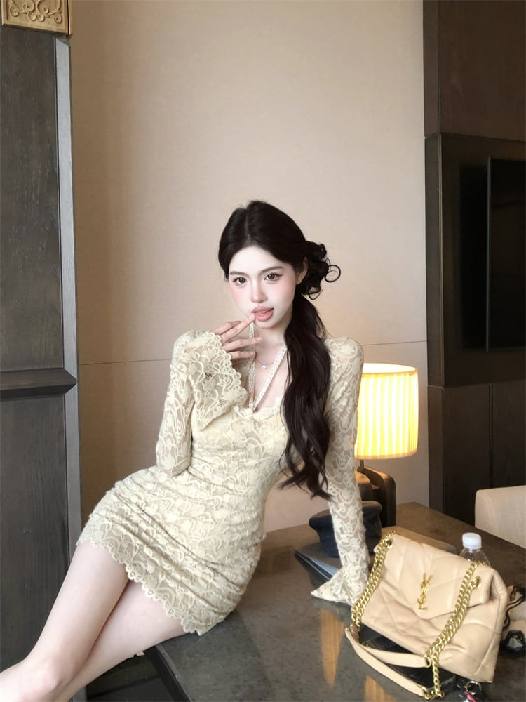 【dress】フレアスリーブレースワンピース　M29609