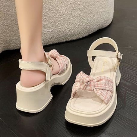 【shoes】厚底サンダル　M30224