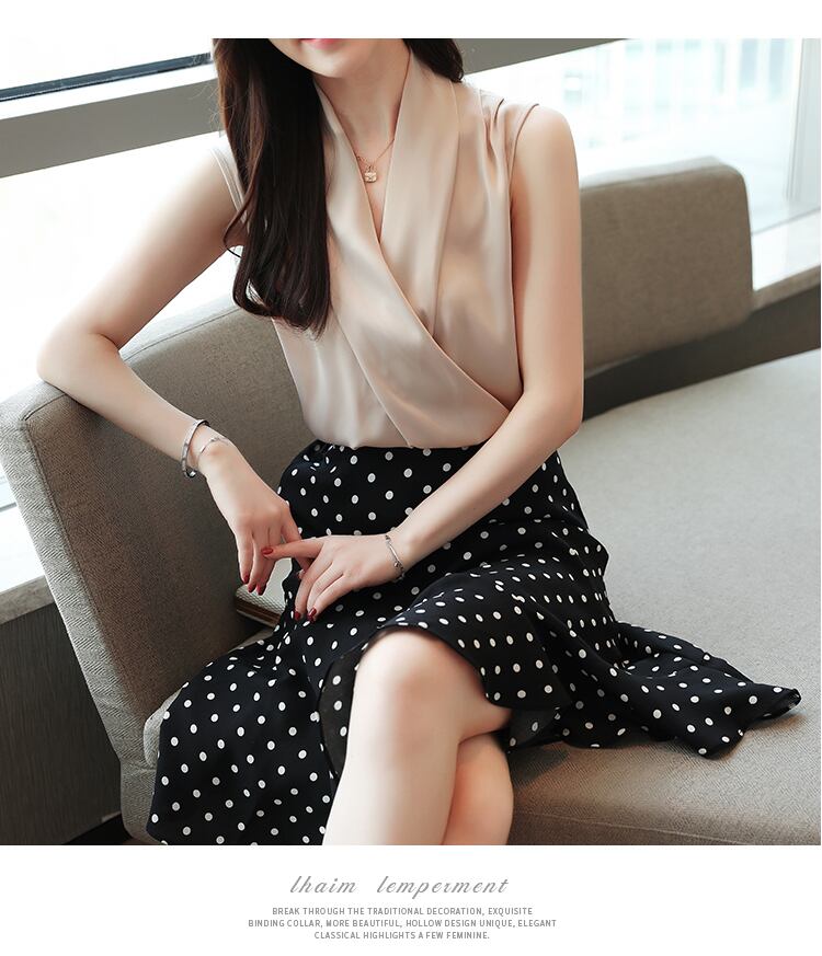 【tops】Vネックノースリーブ無地着回しタンクトップシフォンF0253