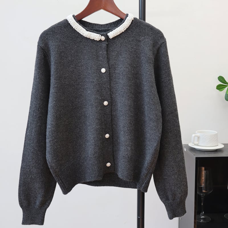 【outer】パール付きニットカーディガン Q7327