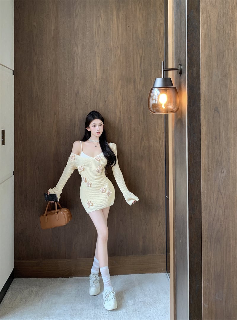 【dress】立体フラワーニットワンピースキャミソール付き　M28428
