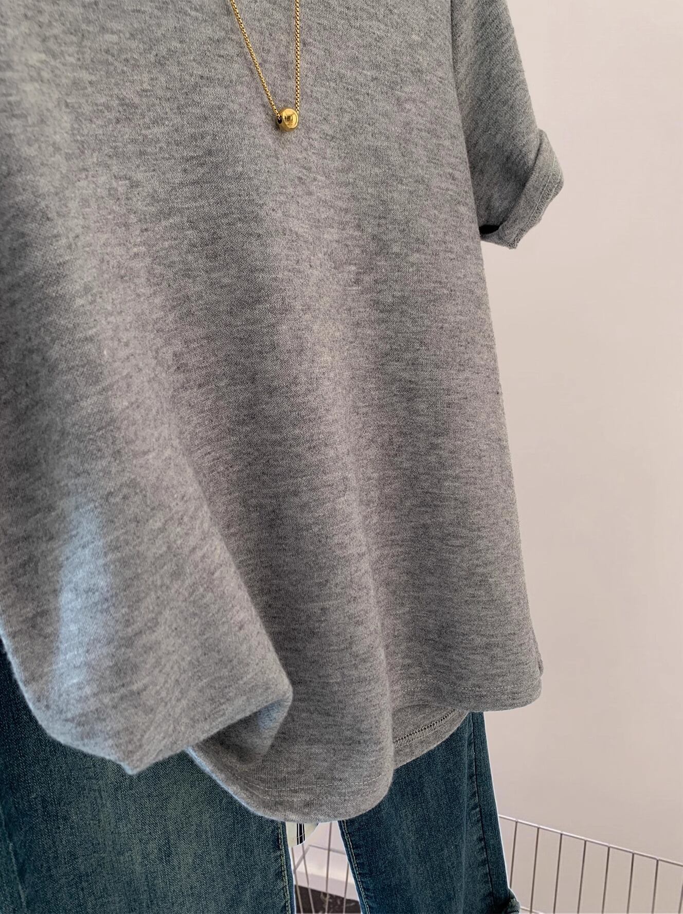 【tops】ラウンドネック半袖ＴシャツF7356