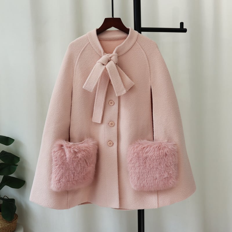【outer】ファー付きケープコート　M28076