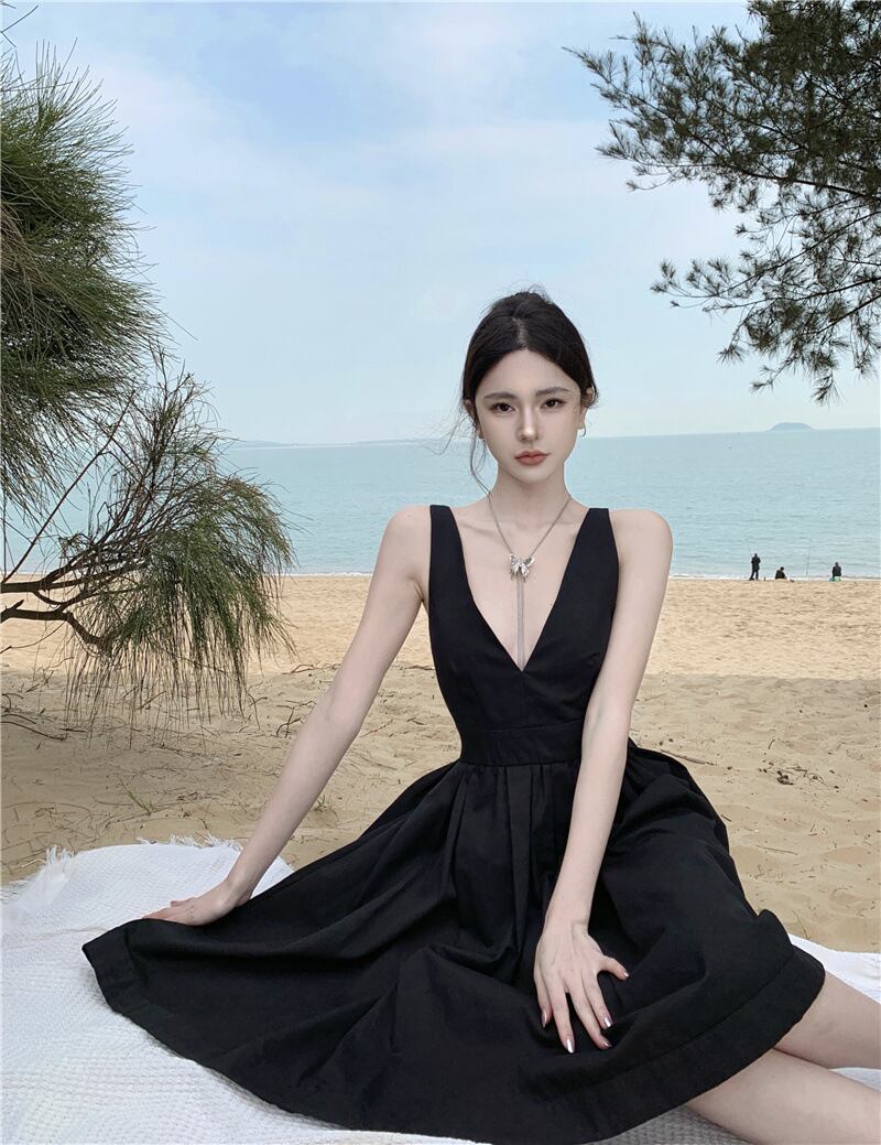 【dress】Vネックキャミワンピース　M30185