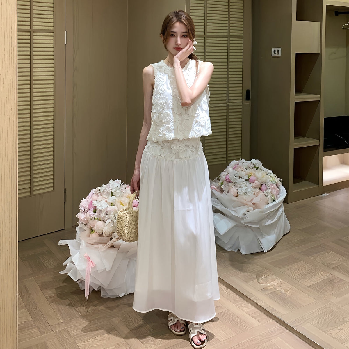 【set】立体感フラワートップス×ロングスカートセット     N3577