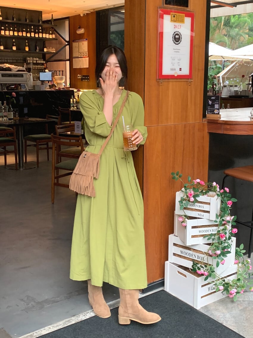 【dress】Vネックワンピース　M25140
