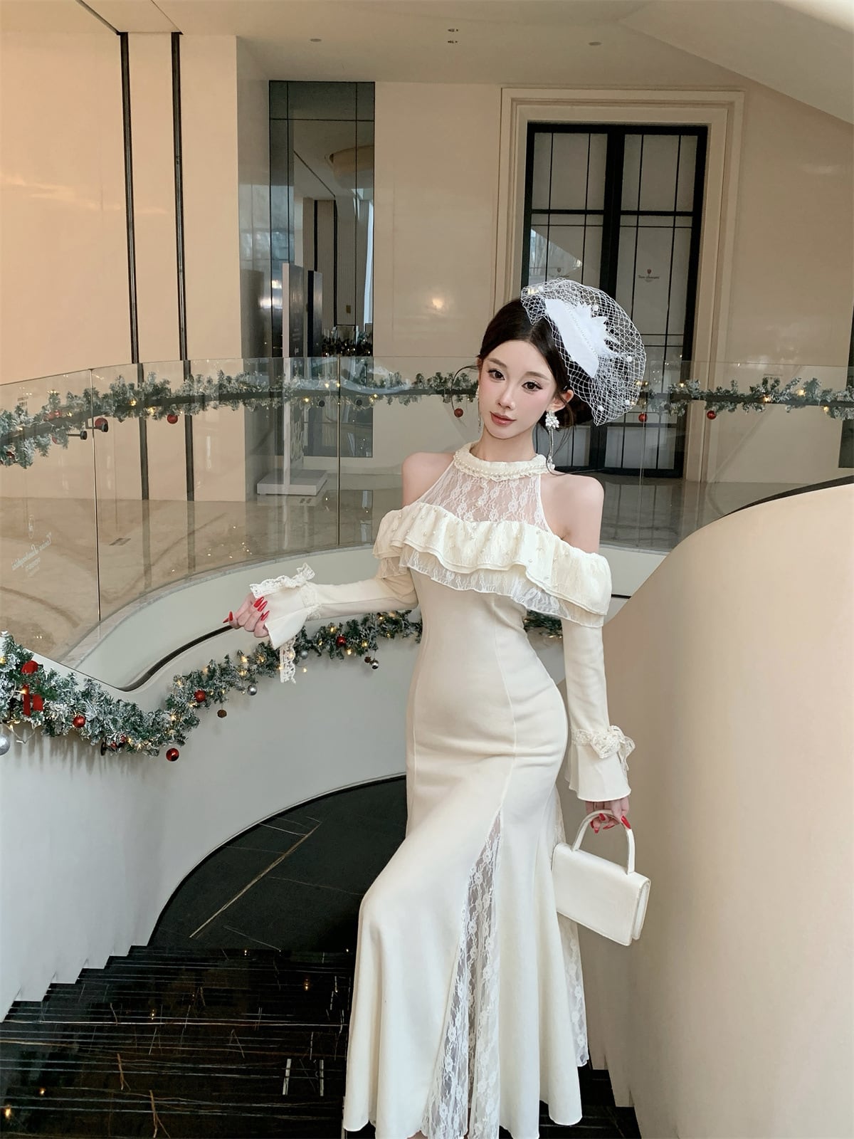 【dress】オフショルレースドッキングワンピース Q7878