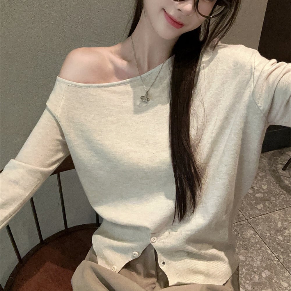【tops】オフショルダーニットトップス　M26188