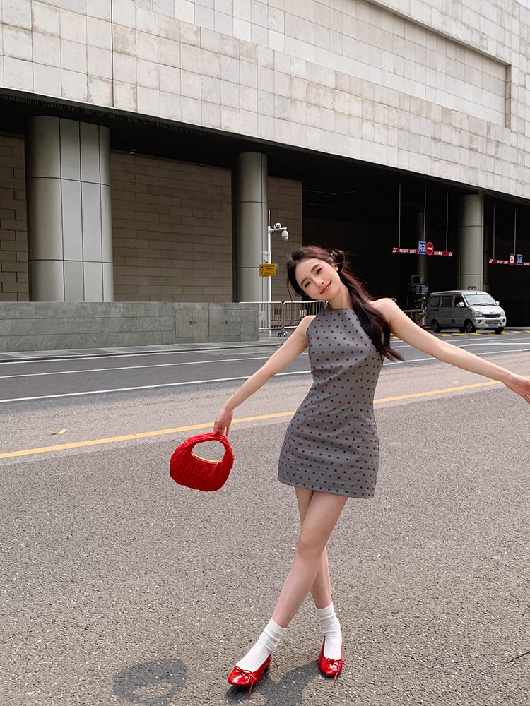 【dress】ノースリーブドット柄ワンピース　M30052