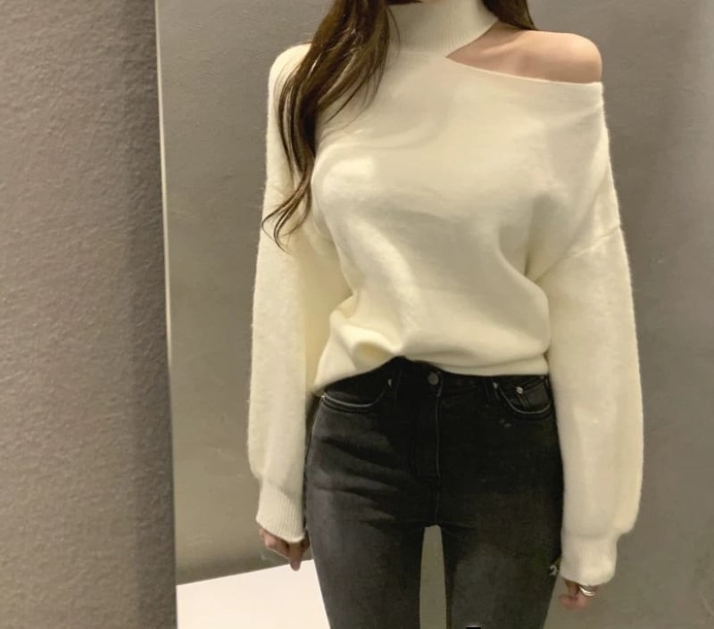 【tops】オフショルダーニットセーター　M26609
