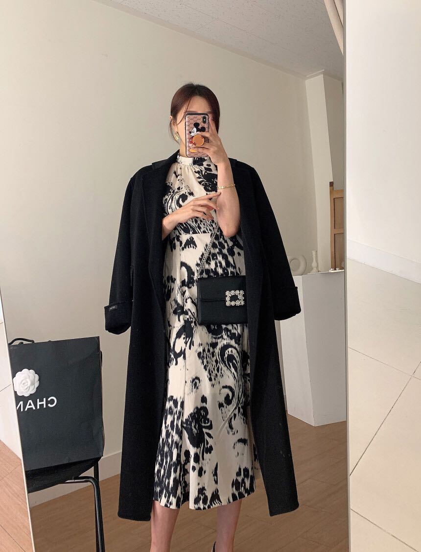 【dress】上品なシルエット!気質満点レトロエレガントスクエアネック着痩せパフスリーブプリントワンピース G6285