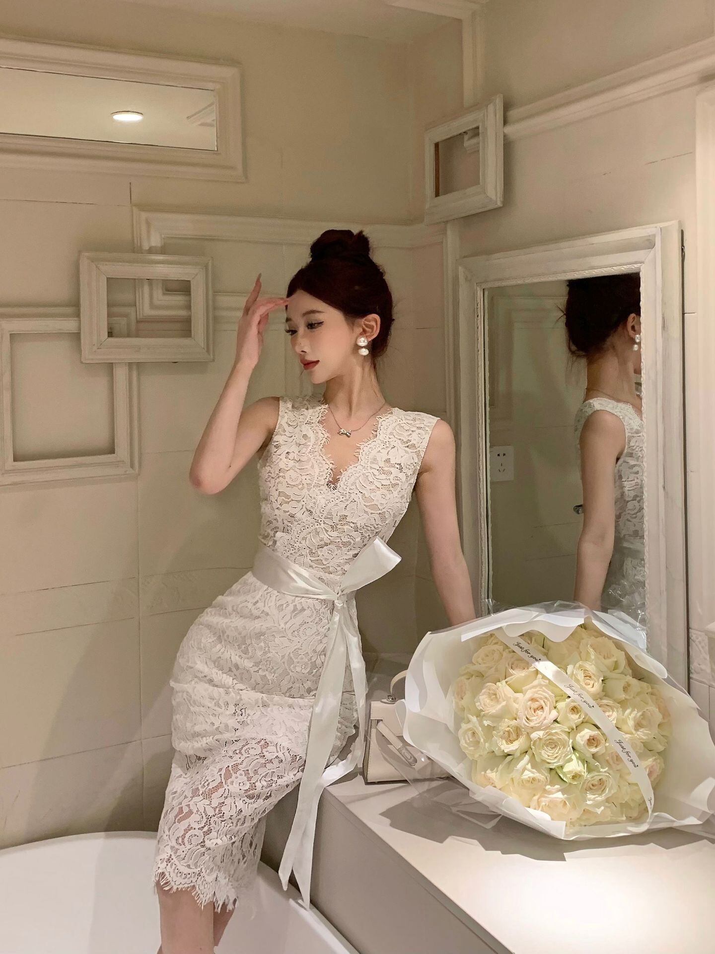 【dress】Vネックレースタイトワンピース G21008