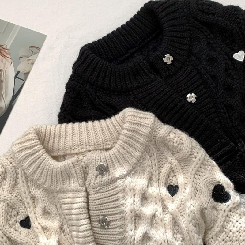 【tops】ハート刺繡柄ニットトップス Q7360