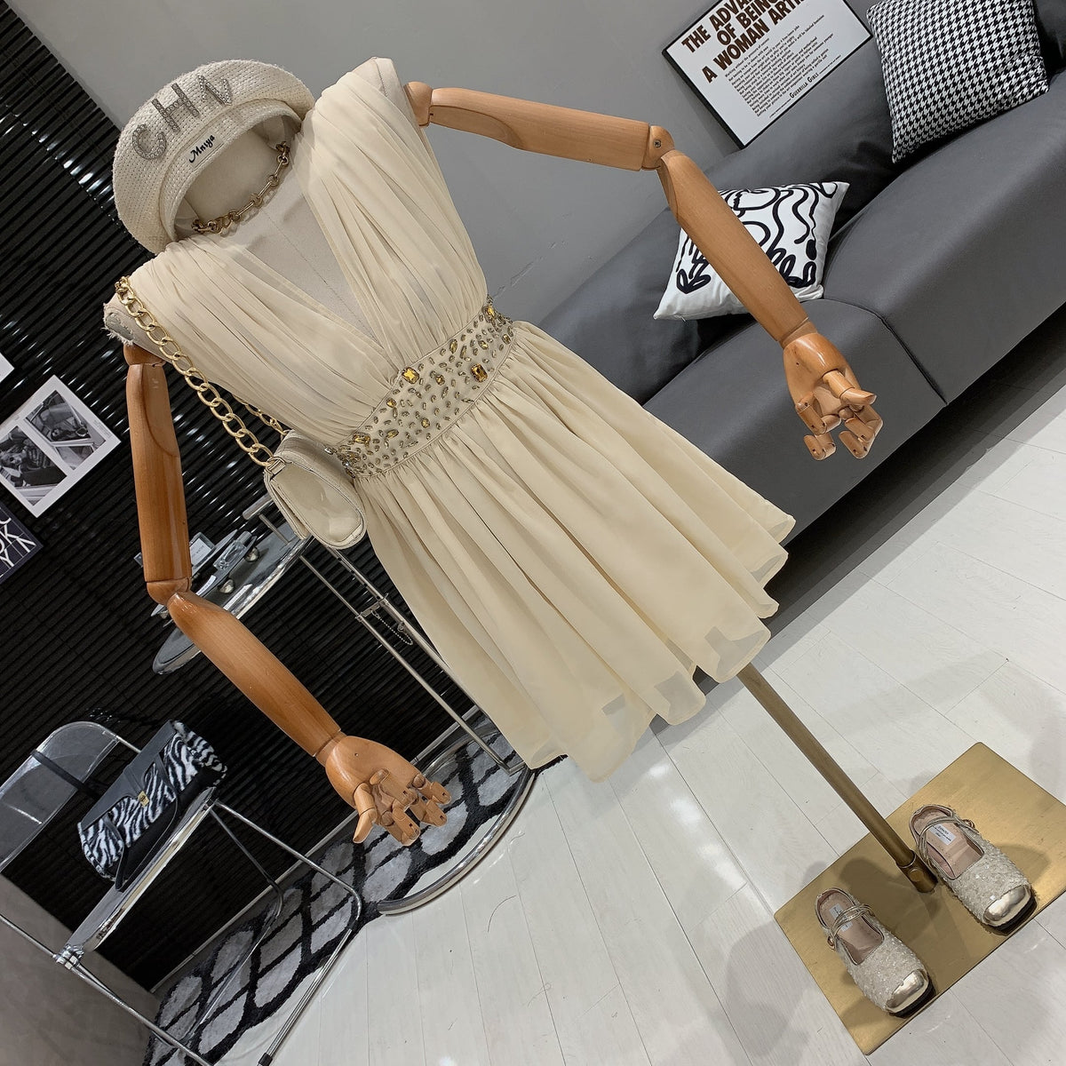 【dress】Vネックワンピース　M25011
